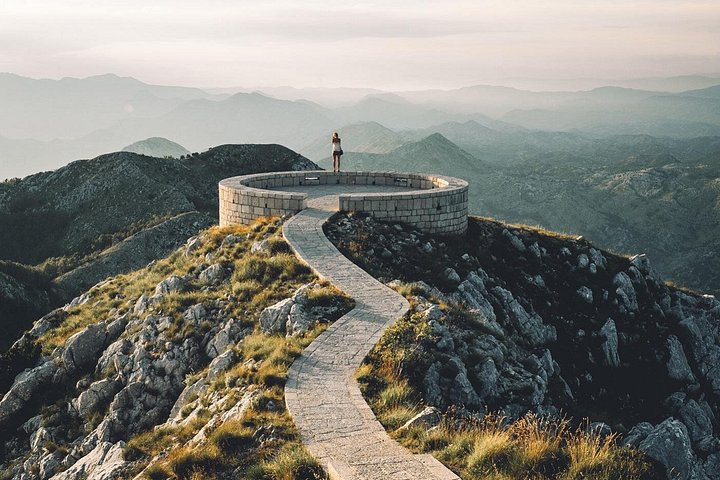Schilderachtige tour van de kust, bergen en historische bezienswaardigheden van Montenegro, inclusief de Baai van Kotor en Sveti Stefan, foto 7 | wizardtrip