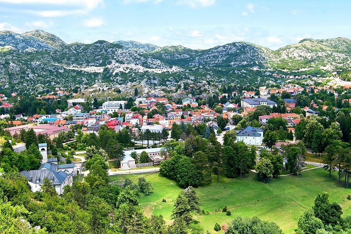 Schilderachtige tour van de kust, bergen en historische bezienswaardigheden van Montenegro, inclusief de Baai van Kotor en Sveti Stefan, foto 53 | wizardtrip