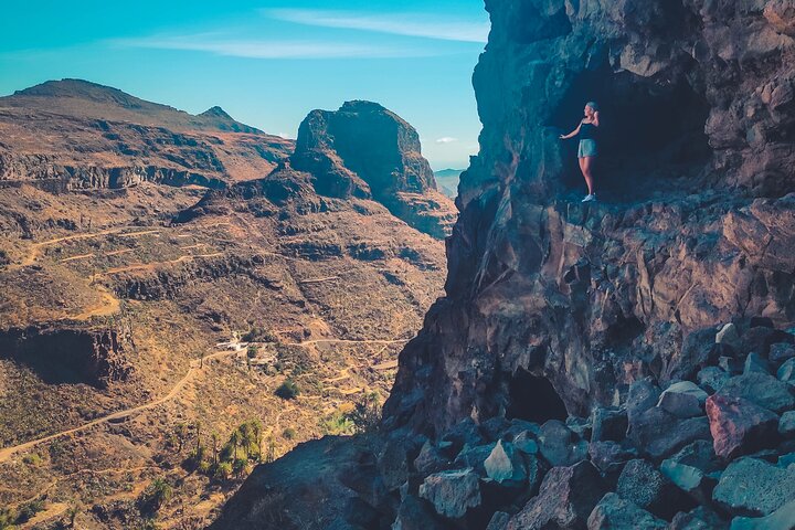 Verken Gran Canaria's Rode Canyon, vulkanische landschappen en kustdorpen tijdens een begeleide tour met lokale proeverij, foto 12 | wizardtrip