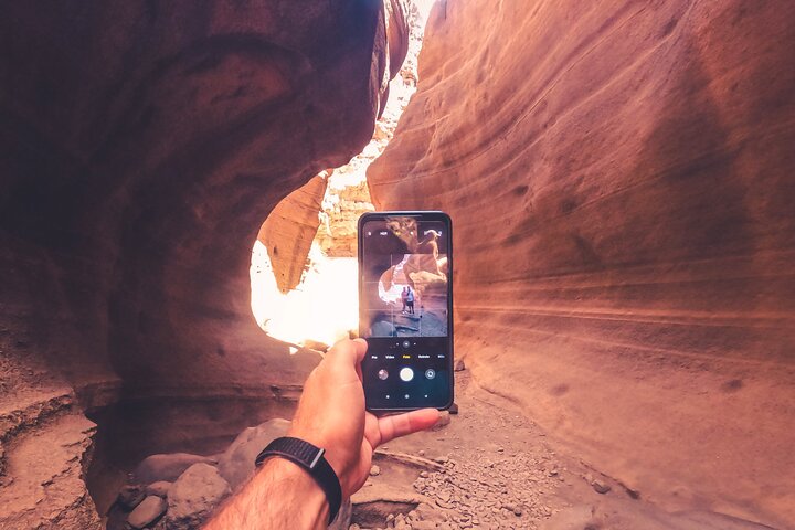 Verken Gran Canaria's Rode Canyon, vulkanische landschappen en kustdorpen tijdens een begeleide tour met lokale proeverij, foto 17 | wizardtrip