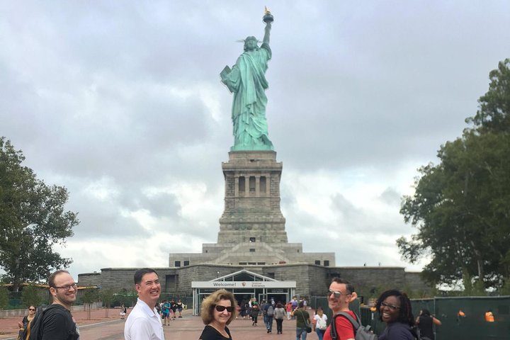 Private Statue of Liberty and Ellis Island Tour | wizardtrip