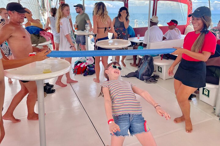 Tour in catamarano all'Isola di Taboga da Panama City, con nuoto, prendere il sole e intrattenimento a bordo, foto 6 | wizardtrip