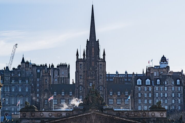 A guided ghost tour through Edinburgh's historic streets, exploring mysteries, legends, and murders, photo 8 | wizardtrip