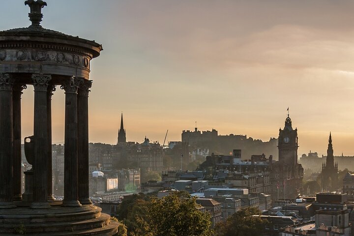 A guided ghost tour through Edinburgh's historic streets, exploring mysteries, legends, and murders, photo 9 | wizardtrip