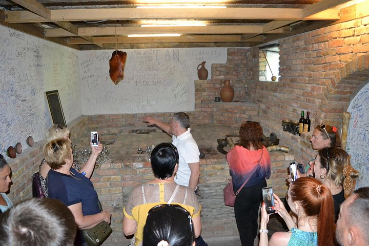Tour of Georgia's Kakheti wine region, visiting Sighnaghi, Bodbe, and Telavi, photo 9 | wizardtrip
