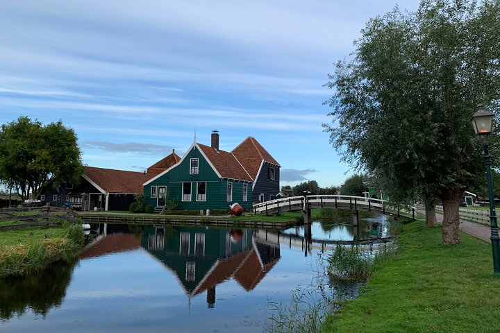 Tour di piccolo gruppo da Amsterdam ai mulini a vento di Zaanse Schans e al villaggio di Giethoorn, foto 8 | wizardtrip
