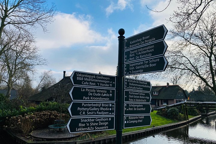 Tour di piccolo gruppo da Amsterdam ai mulini a vento di Zaanse Schans e al villaggio di Giethoorn, foto 10 | wizardtrip