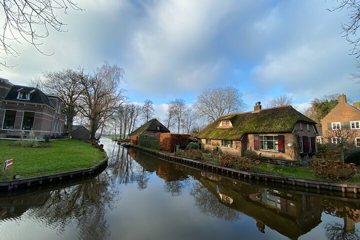Tour di piccolo gruppo da Amsterdam ai mulini a vento di Zaanse Schans e al villaggio di Giethoorn, foto 13 | wizardtrip