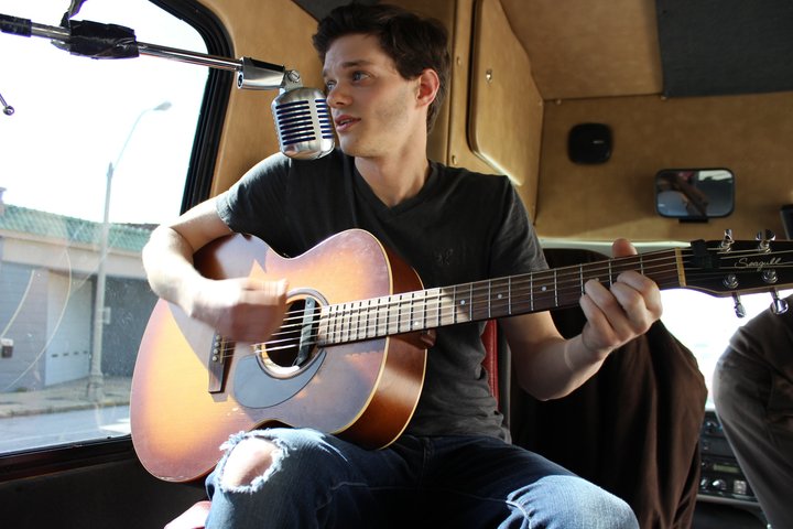 Découvrez l'histoire musicale de Memphis lors d'une visite en bus animée avec musique live et sites emblématiques, photo 7 | wizardtrip