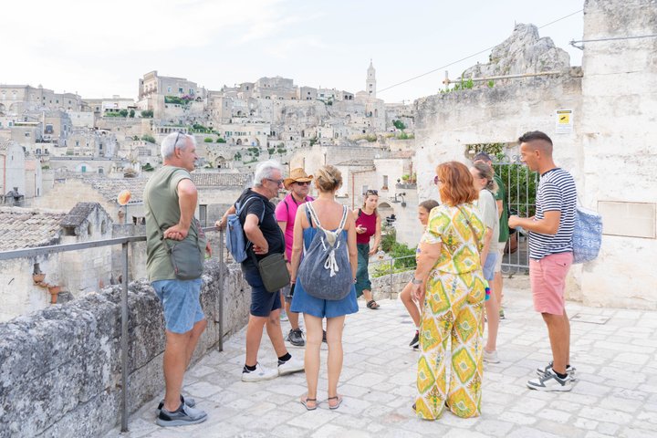 Tour guidato alla scoperta degli antichi Sassi di Matera, chiese rupestri e case grotta, foto 35 | wizardtrip