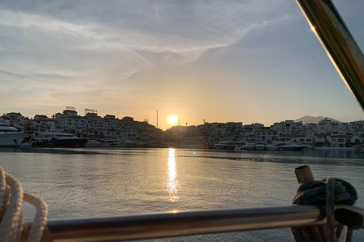 Nyd en naturskøn sejltur i Malaga, spot delfiner og slap af med drinks, foto 13 | wizardtrip
