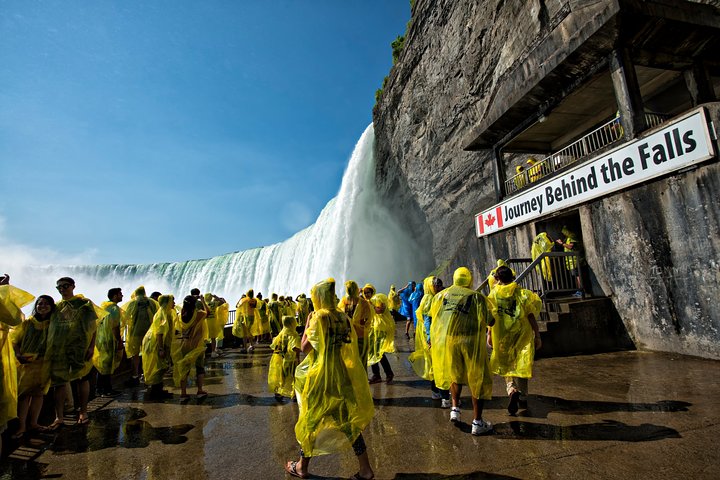 Opplev tordenet, tåken og kraften fra Niagara Falls på en omfattende kanadisk tur, foto 7 | wizardtrip