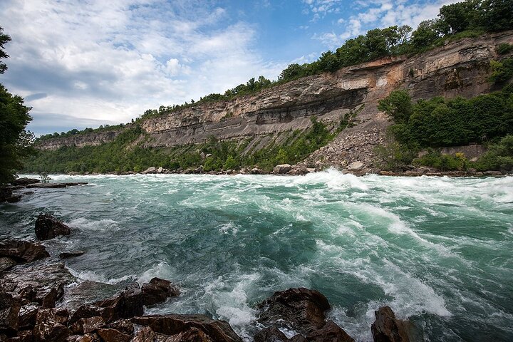 Opplev tordenet, tåken og kraften fra Niagara Falls på en omfattende kanadisk tur, foto 19 | wizardtrip