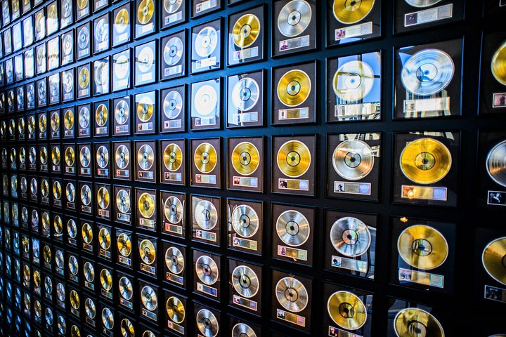 Explora la rica historia y los artefactos icónicos de la música country en el Country Music Hall of Fame and Museum de Nashville, foto 10 | wizardtrip