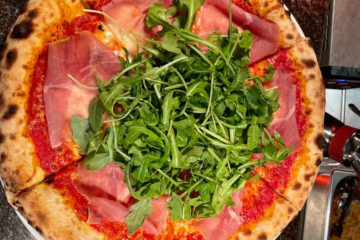 Un tour gastronómico guiado a pie en Kelowna, Canadá, con cocina local y sitios culturales, foto 10 | wizardtrip