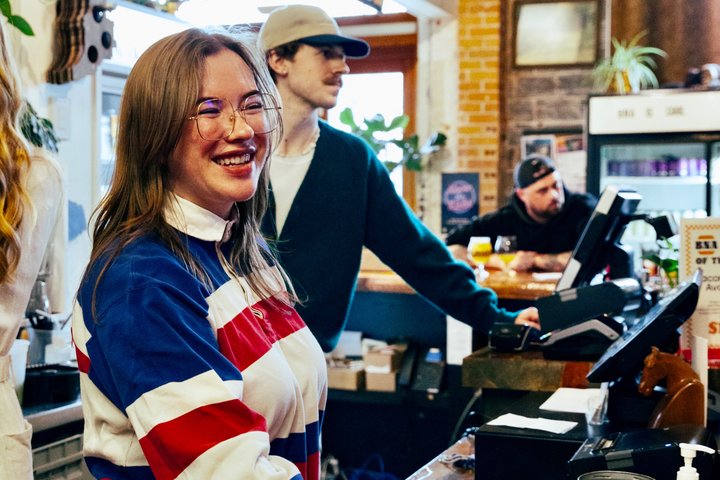 Un tour gastronómico guiado a pie en Kelowna, Canadá, con cocina local y sitios culturales, foto 44 | wizardtrip