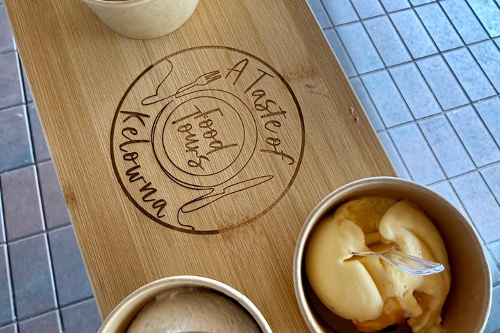 Un tour gastronómico guiado a pie en Kelowna, Canadá, con cocina local y sitios culturales, foto 47 | wizardtrip