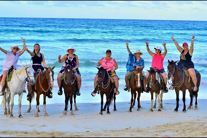 Nyd en romantisk ridetur på stranden ved solnedgang i Punta Cana, foto 7 | wizardtrip