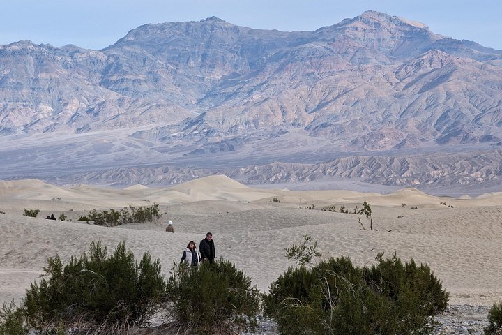 Passeio de um dia em grupo pequeno explorando as paisagens únicas e locais históricos do Parque Nacional Death Valley a partir de Las Vegas, foto 16 | wizardtrip
