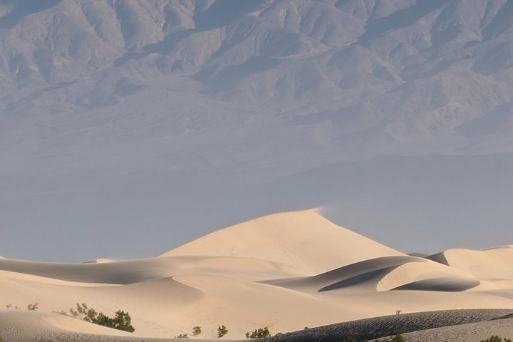 Passeio de um dia em grupo pequeno explorando as paisagens únicas e locais históricos do Parque Nacional Death Valley a partir de Las Vegas, foto 20 | wizardtrip