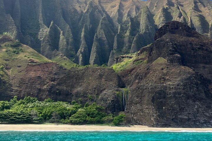 Opplev den fantastiske Na Pali Coast på et spennende raft- og snorkleeventyr på Kauai, foto 6 | wizardtrip