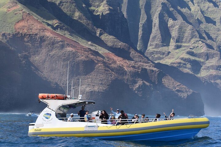 Opplev den fantastiske Na Pali Coast på et spennende raft- og snorkleeventyr på Kauai, foto 17 | wizardtrip
