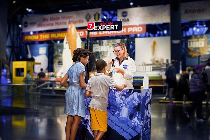 Esplora le meraviglie dello spazio al Kennedy Space Center Visitor Complex vicino a Orlando, Florida, foto 14 | wizardtrip