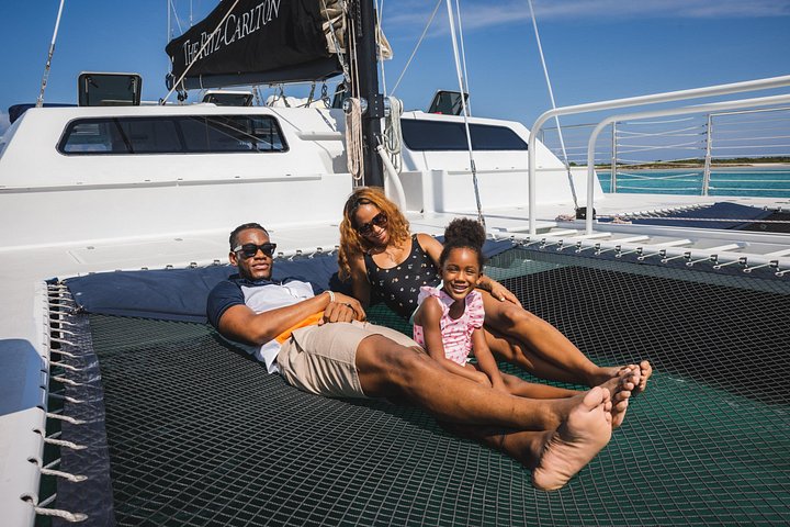 Luxury catamaran snorkeling and beach excursion in Providenciales, Turks & Caicos, photo 9 | wizardtrip