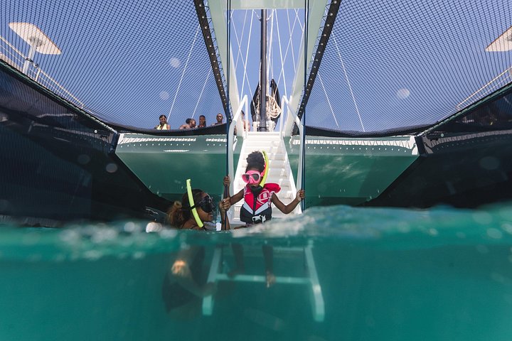 Luxury catamaran snorkeling and beach excursion in Providenciales, Turks & Caicos, photo 17 | wizardtrip