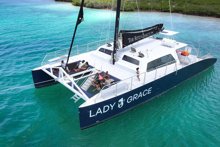 Luxury catamaran snorkeling and beach excursion in Providenciales, Turks & Caicos, photo 19 | wizardtrip