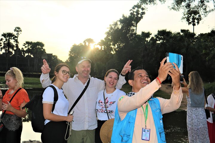 Erkunden Sie die prächtigen Tempel von Angkor Wat, einschließlich Sonnenaufgangs- und Sonnenuntergangsblicken, mit einer geführten Tour in Siem Reap, Foto 10 | wizardtrip
