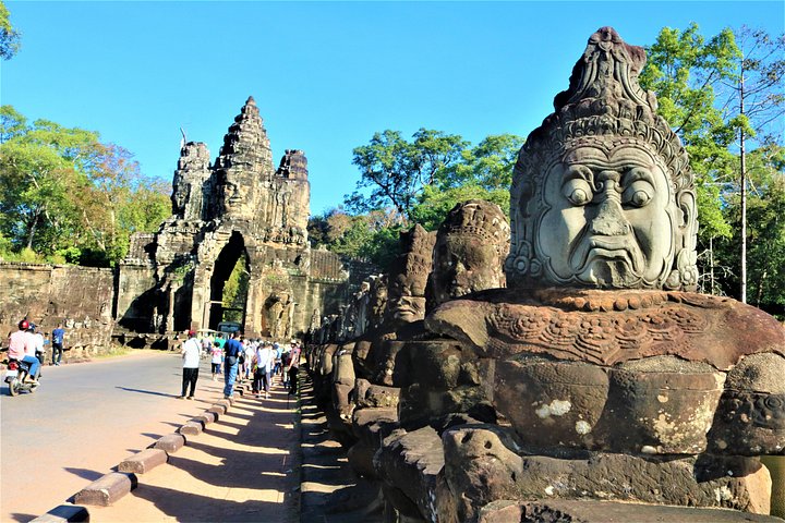 Soluppgångstur vid Angkor Wat och omgivande tempel i Siem Reap, Kambodja, foto 8 | wizardtrip
