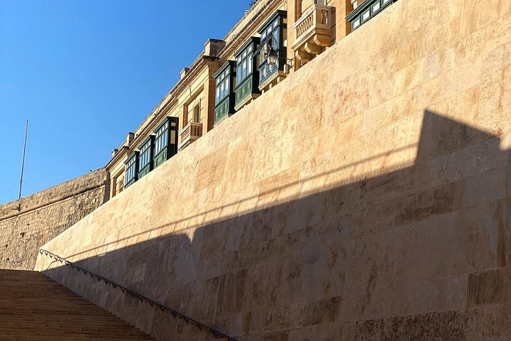 Visite guidée à pied explorant les monuments historiques et les histoires cachées de La Valette, Malte, photo 18 | wizardtrip
