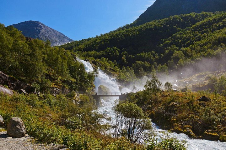 Schilderachtige excursie naar de Briksdal-gletsjer vanuit Olden, Noorwegen, met gletsjers, meren en watervallen, foto 8 | wizardtrip