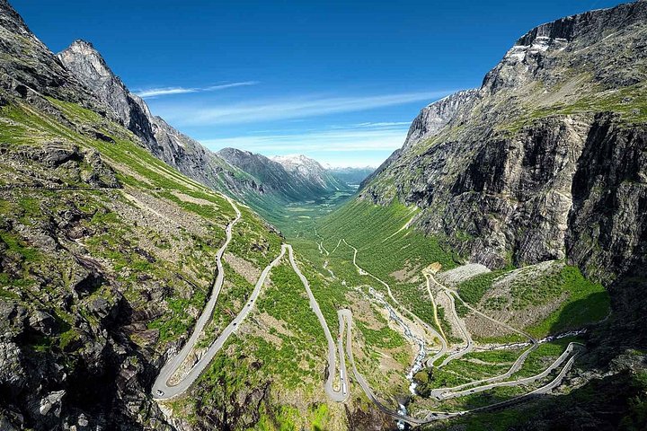 Schilderachtige bustour door Noorse fjorden, bergen en langs watervallen zoals Trollstigen en Trollveggen, foto 6 | wizardtrip