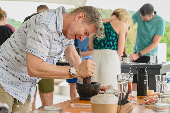 Experience the 'Tree to Bar' chocolate tour at Hotel Chocolat in Saint Lucia, from cacao groves to chocolate making, photo 14 | wizardtrip
