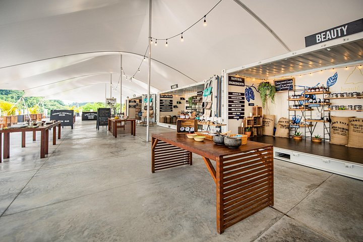 Experience the 'Tree to Bar' chocolate tour at Hotel Chocolat in Saint Lucia, from cacao groves to chocolate making, photo 24 | wizardtrip