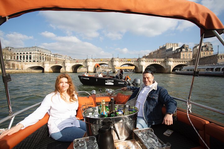 Top Private Seine River Cruises in Paris with French Champagne & Surprises | wizardtrip
