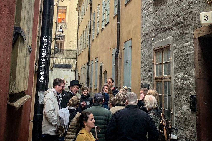 Opplev en spennende spøkelsestur gjennom Stockholms historiske Gamla Stan, og avdekk dens uhyggelige fortid, foto 10 | wizardtrip