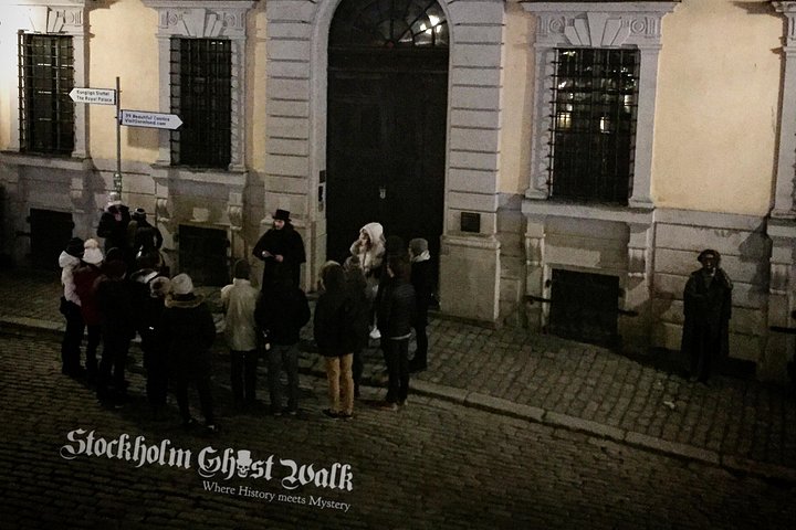 Opplev en spennende spøkelsestur gjennom Stockholms historiske Gamla Stan, og avdekk dens uhyggelige fortid, foto 14 | wizardtrip