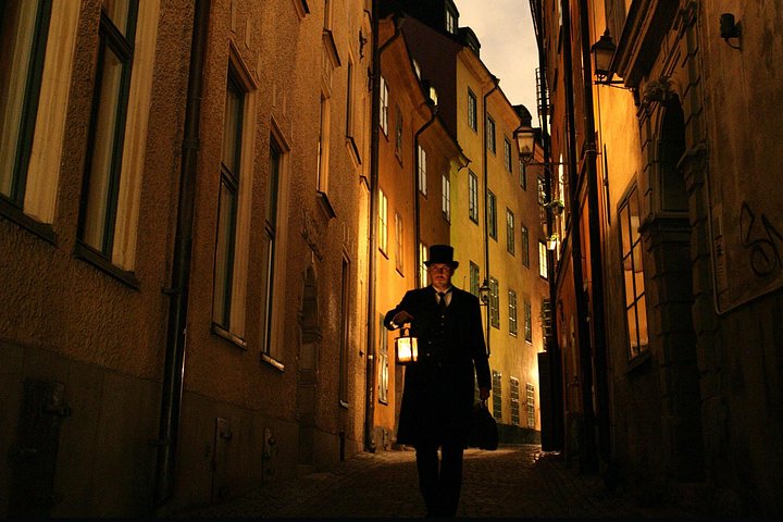 Opplev en spennende spøkelsestur gjennom Stockholms historiske Gamla Stan, og avdekk dens uhyggelige fortid, foto 16 | wizardtrip