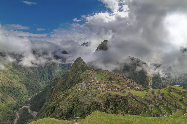 Tour de 2 días desde Cusco al Valle Sagrado y Machu Picchu, con ruinas antiguas, pueblos tradicionales y viajes escénicos en tren, foto 17 | wizardtrip