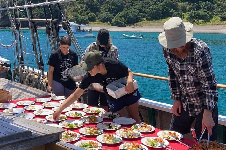 Großsegler-Segelabenteuer in der Bay of Islands, Neuseeland, inklusive Mittagessen, Foto 11 | wizardtrip