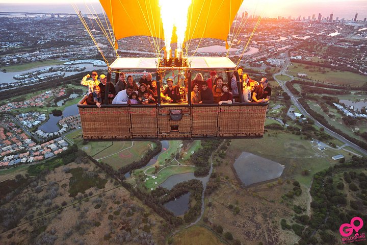 Ballontur ved solopgang over Gold Coast bagland eller by, foto 7 | wizardtrip