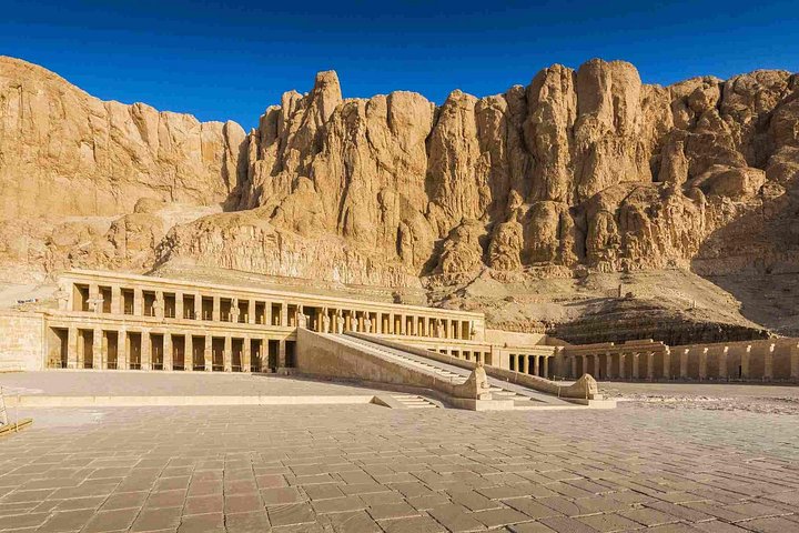 Dagtocht naar Luxor vanuit Caïro per vliegtuig, bezoek aan oude Egyptische tempels en tombes, foto 17 | wizardtrip
