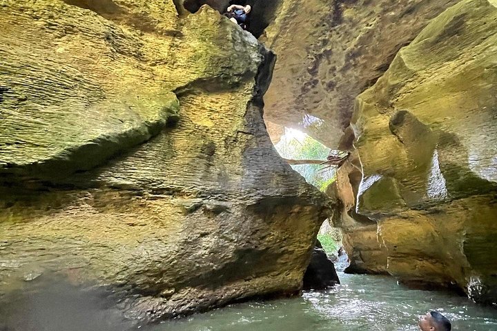 サンフアンでのアドベンチャーツアー：チャルコ・アズールでの洞窟水泳、滝、クリフダイビング、写真32 | wizardtrip