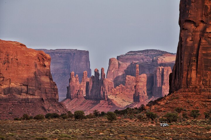 1,5-timers tur i Monument Valleys Loop Drive | wizardtrip