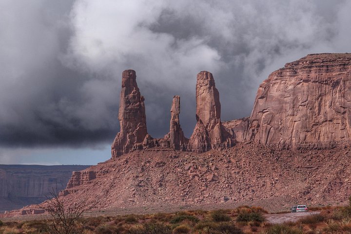 Tour guiado por el icónico circuito de Monument Valley, con impresionantes formaciones de roca roja y lugares cinematográficos, foto 11 | wizardtrip