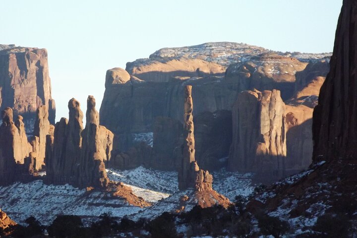 Experimenta un tour 4x4 por los paisajes icónicos de Monument Valley al amanecer o al atardecer, foto 12 | wizardtrip