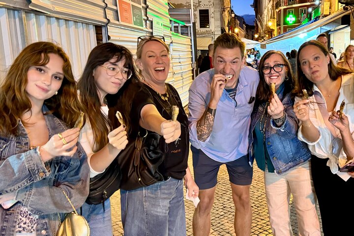 The Famous Lisbon Foodie Walk: 18 Local Tastings & Wines | wizardtrip